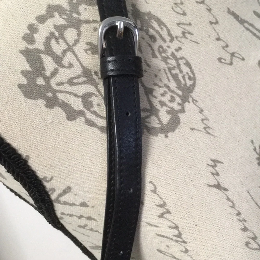 Vera Bradley Turn Lock Shoulder Crossbody Bag in Midnight Paisley - Picture 8 of 13